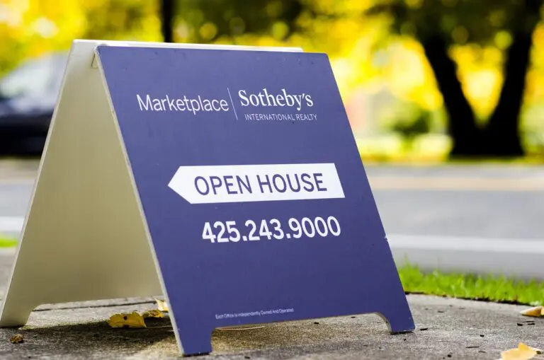 real estate agency 2 768x509